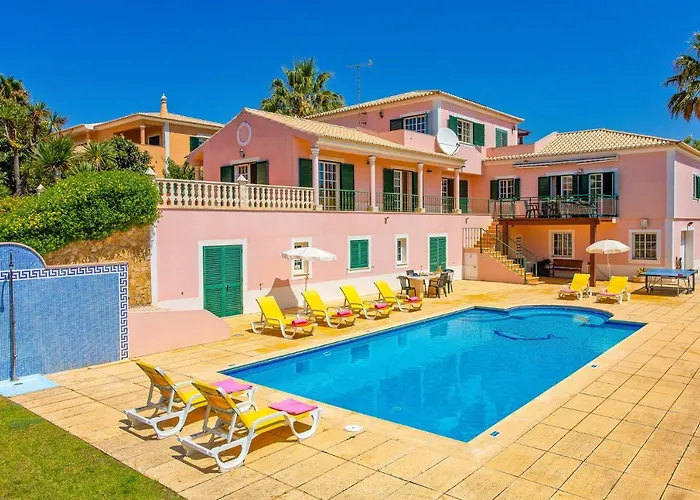 Villa Daisy By Villa Plus