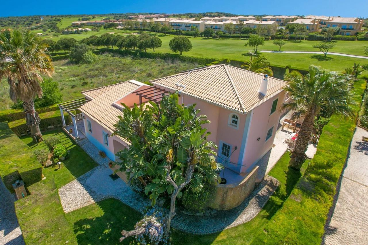 Villa Daisy By